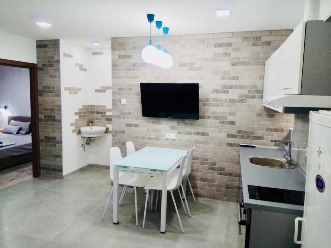 Apartment For Rent In The City Center Of Kharkiv K18 Elinaflats Экстерьер фото